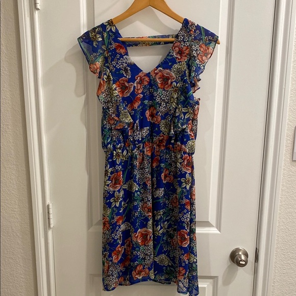 AGB Red and Pink Flutter Sleeve Mini Dress - Picture 1 of 3